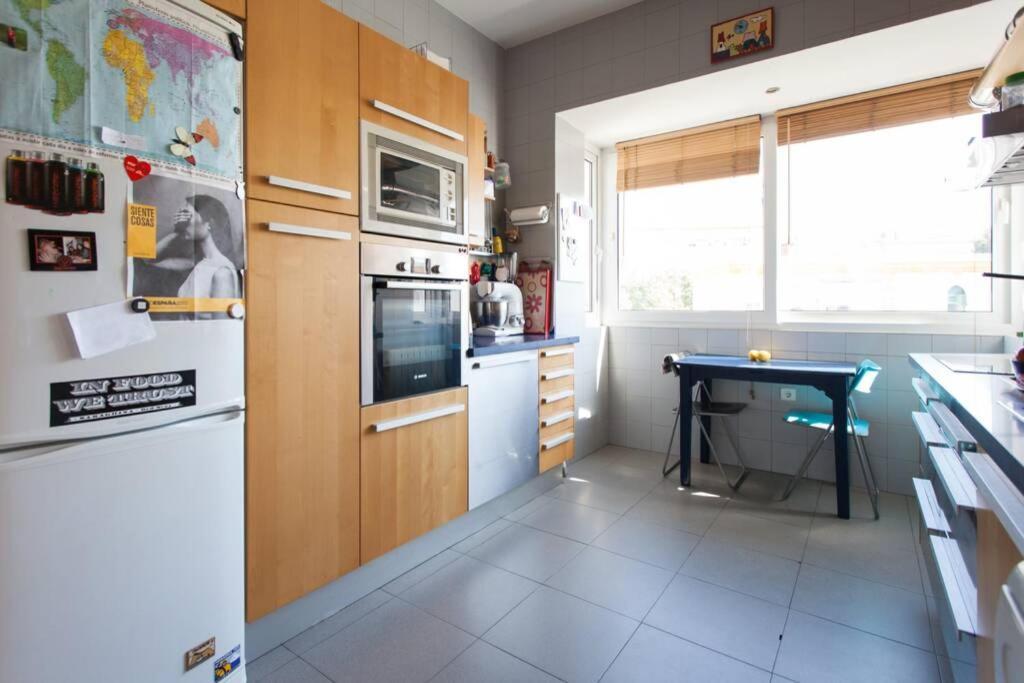 Apartamento A Los Pies Del Alcazar Севиля Екстериор снимка